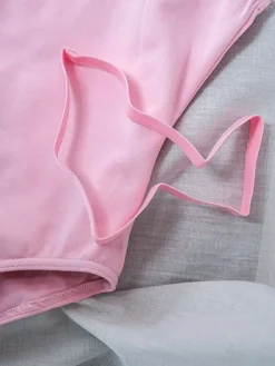 Bloch mørk rosa dragt m. bælte u. ærme til piger