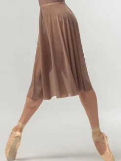 Brunt langt pull on mesh skørt fra Mara Dancewear