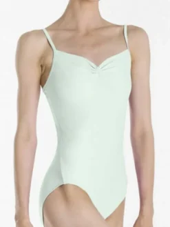 Dragt med rynk i mint fra Wear Moi