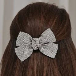 Flot hårsløjfe med sølv sten