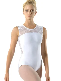 Hvid dragt m. blonde fra ballet Rosa