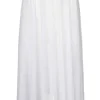Hvidt langt pull on mesh skørt fra Mara Dancewear