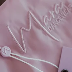 Lyseblåt langt pull on mesh skørt fra Mara Dancewear