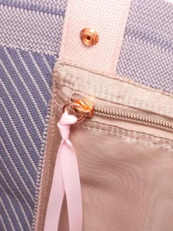 Rosafarvet dansetaske fra Repetto