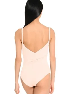 Seré rosa dragt m. rynkedetaljer og justerbare stropper