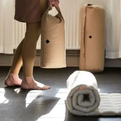 Simple Days beige yoga meditationspude