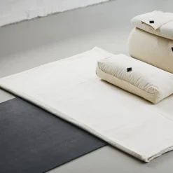 Simple Days YOGA meditationspude i ivory