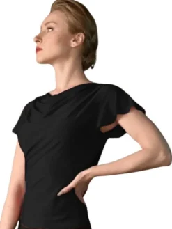 Sort bluse med butterfly ærmer fra Danceeverywear