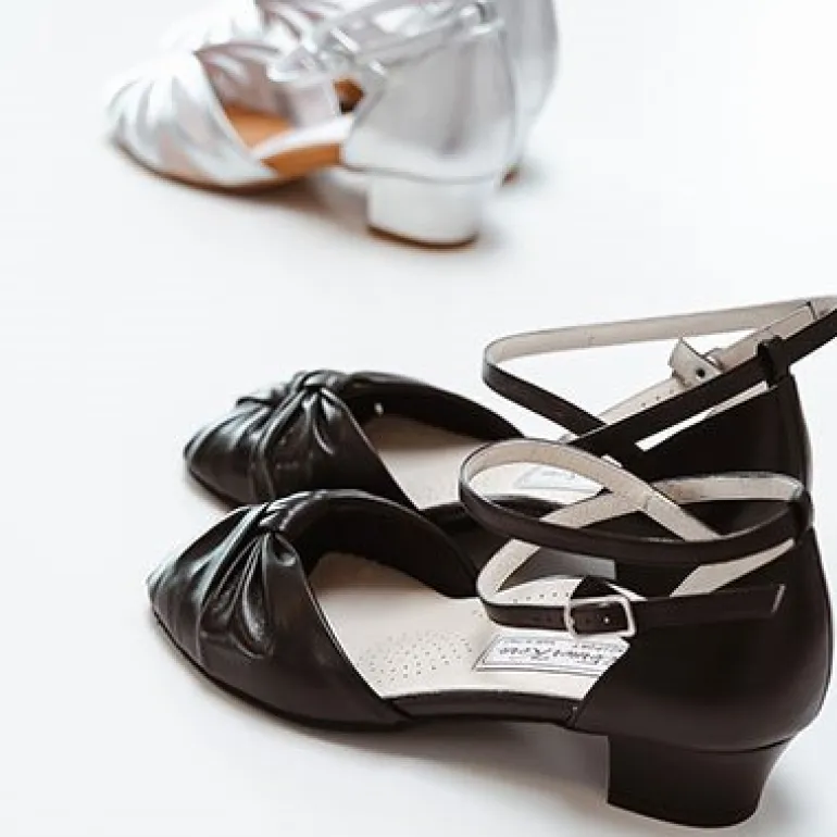 Sort dansesko Vera med lav hæl Werner Kern